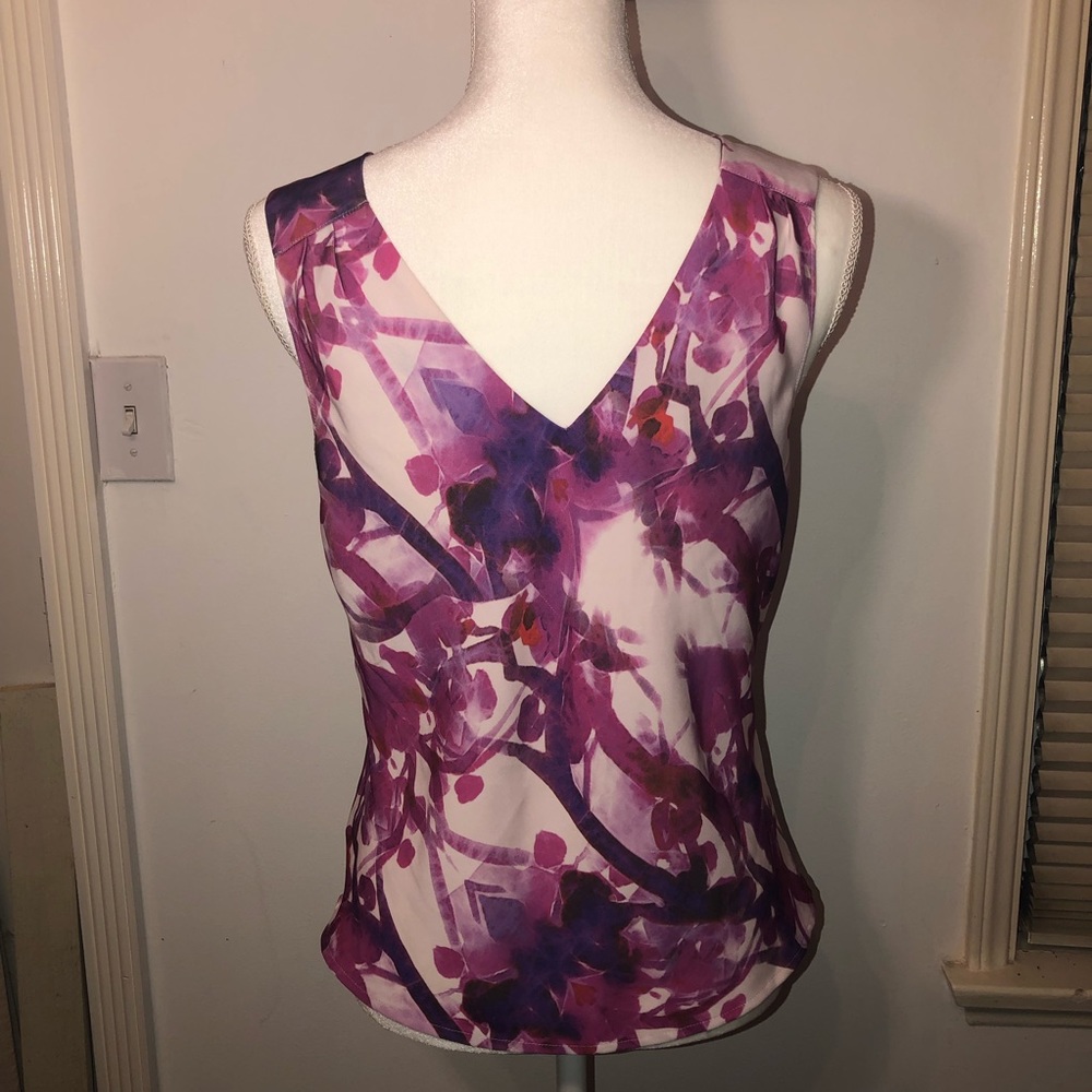 Calvin Klein patterned Top - Picture 2 of 7
